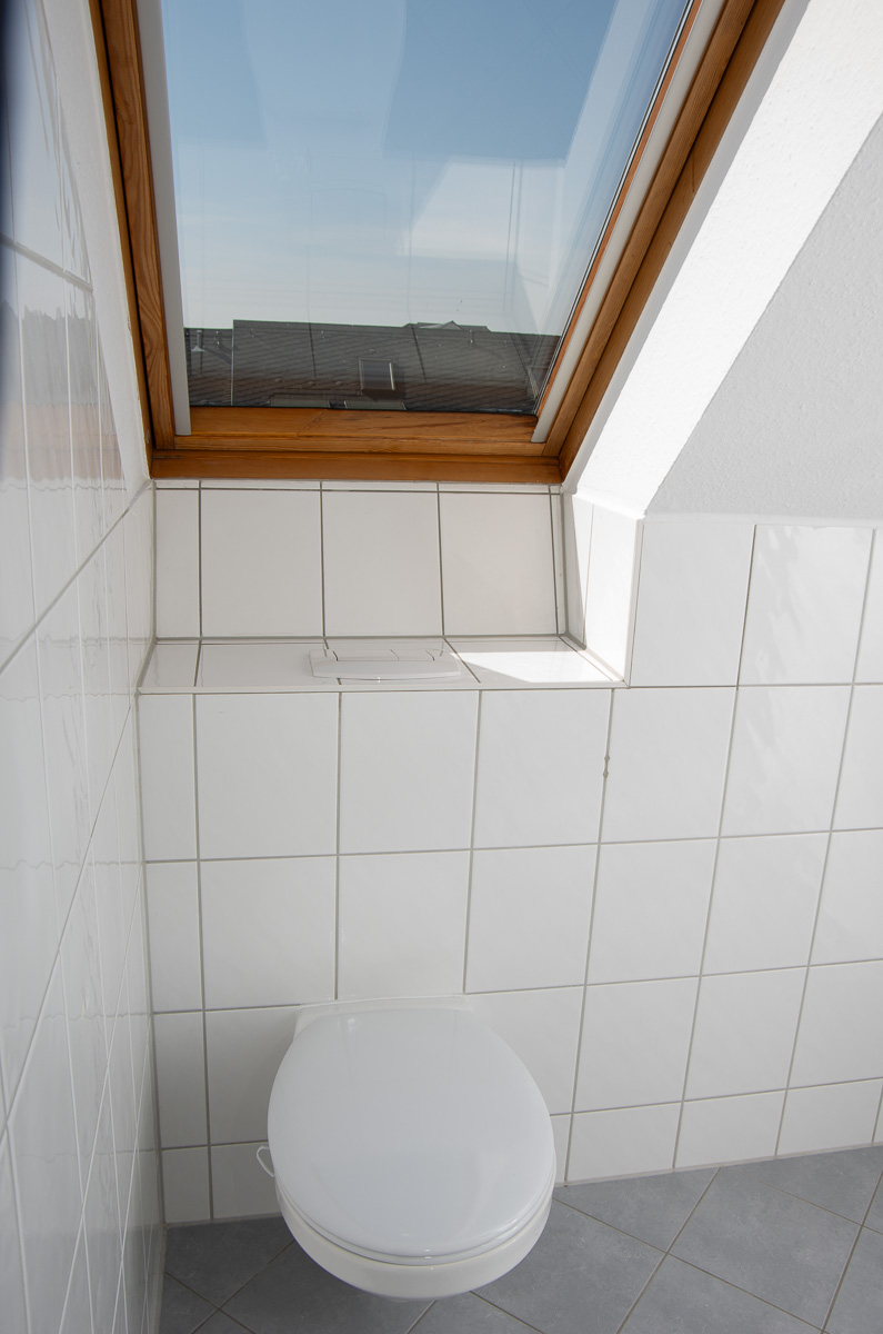 Bad 2 mit Dusche und WC